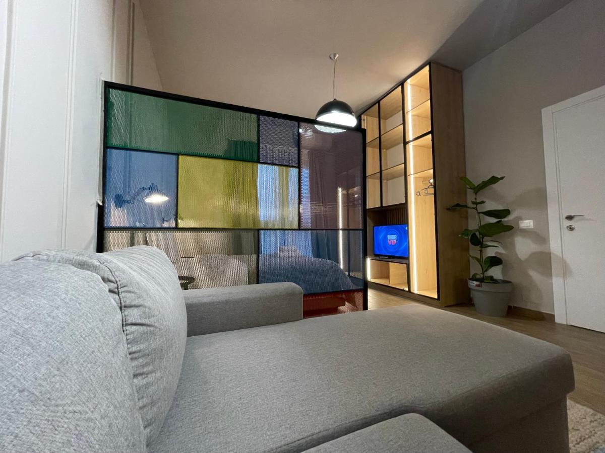 Apartment Square 21 *